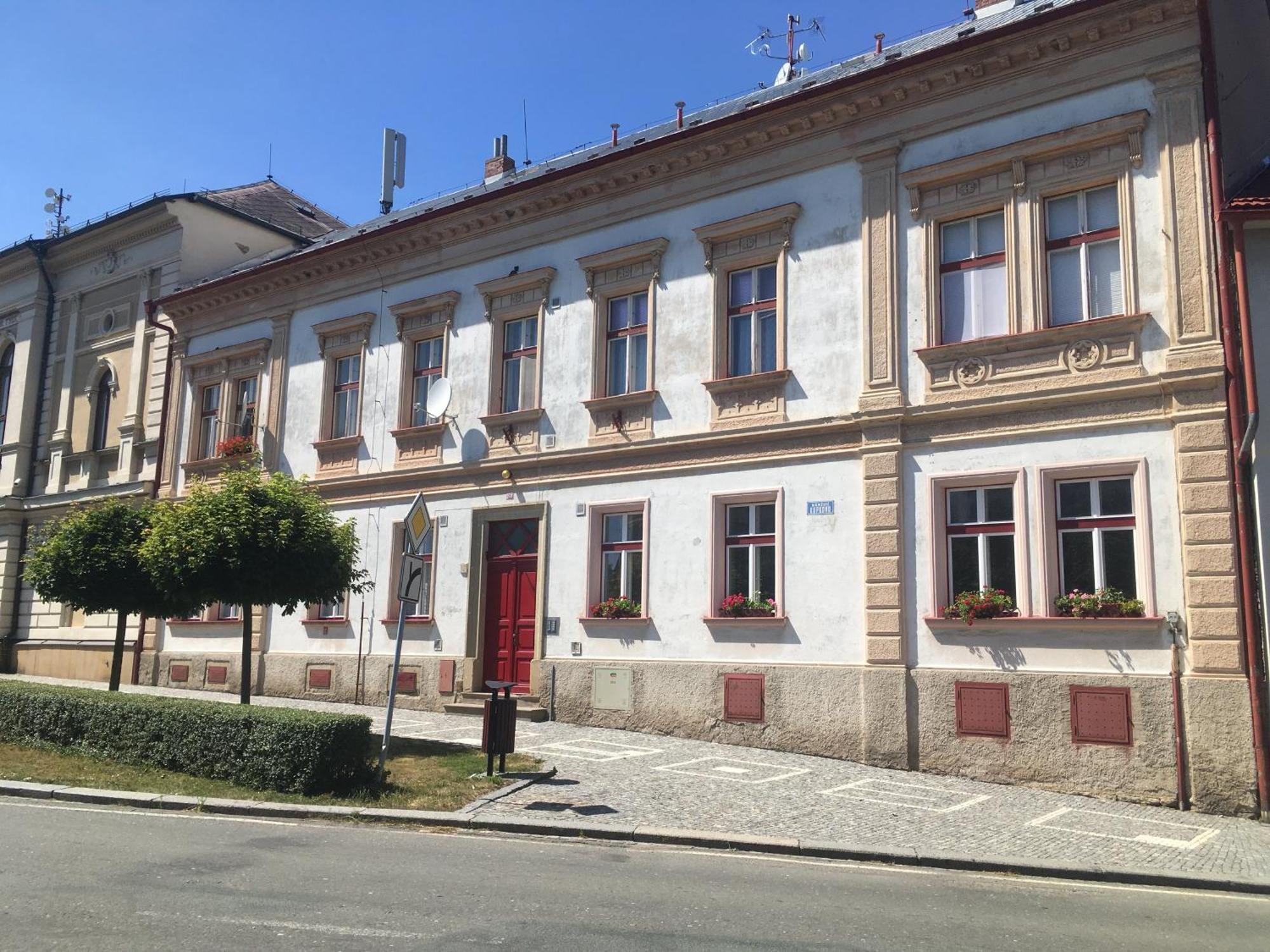 OpočnoApartman Na Namesti公寓 外观 照片