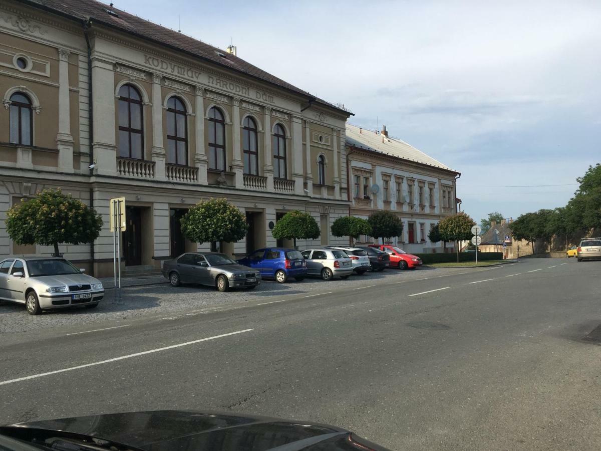 OpočnoApartman Na Namesti公寓 外观 照片